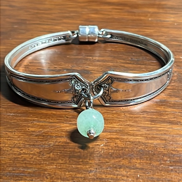 Handmade Bracelet Upcycled Vintage Silverplate Flatware Magnetic, Jade bead - Picture 2 of 13